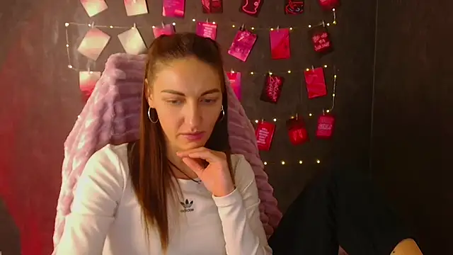 Aurora Loveu online show from October 14, 10:45 pm