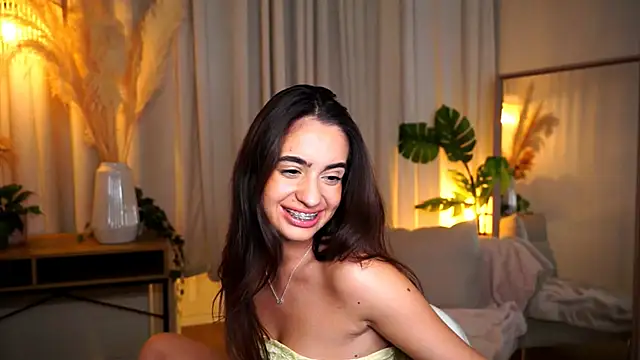 miilky wayy online show from October 9, 4:11 pm