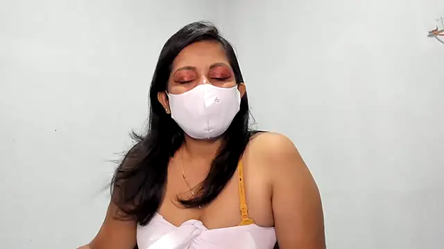 Crazy Cat1995 online show from September 20, 4:22 am