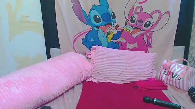 LonelyQueenxx25 online show from September 11, 8:31 pm