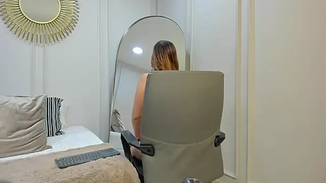 CharlotteBrownn  online show from October 5, 2:27 am