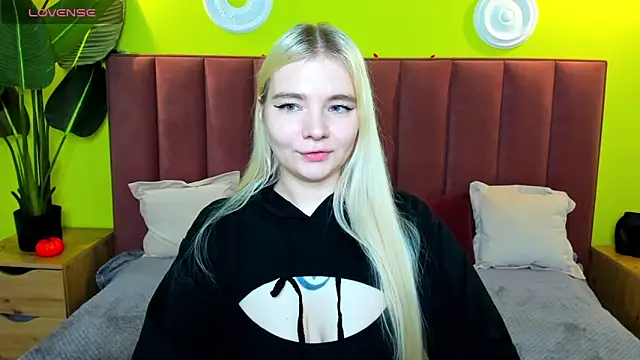 RuthBryant online show from November 12, 1:03 am