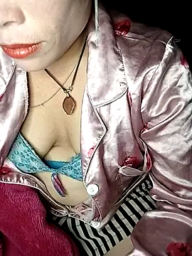 CoMay003 online show from March 23, 2:34 pm