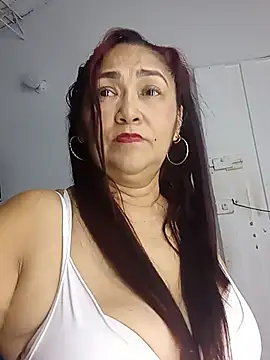 linda luna29 online show from July 12, 3:07 am