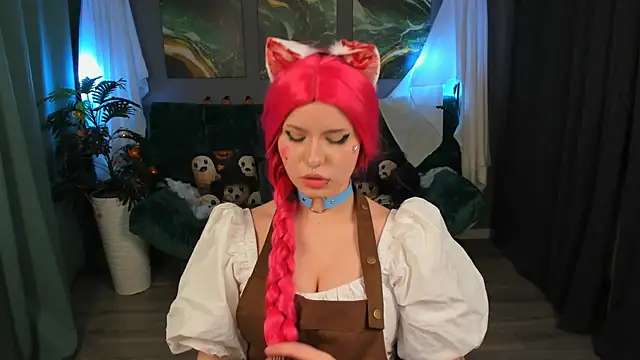 AnoraDark online show from October 28, 1:50 pm