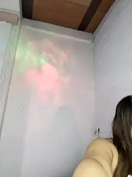 Nahomy cm online show from December 5, 9:16 pm