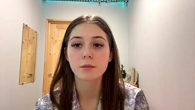 Adel strongwoman online show from January 7, 7:17 pm