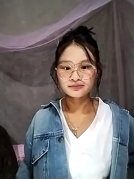 saronla 03 online show from December 5, 2:22 am