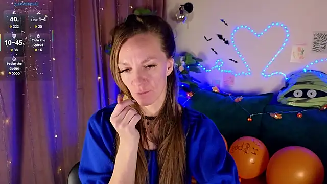 Jesica mooon online show from November 2, 1:53 am