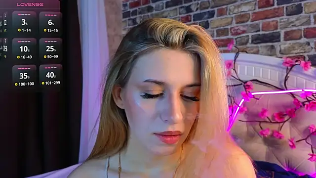 BonnieWalton online show from November 25, 8:38 am