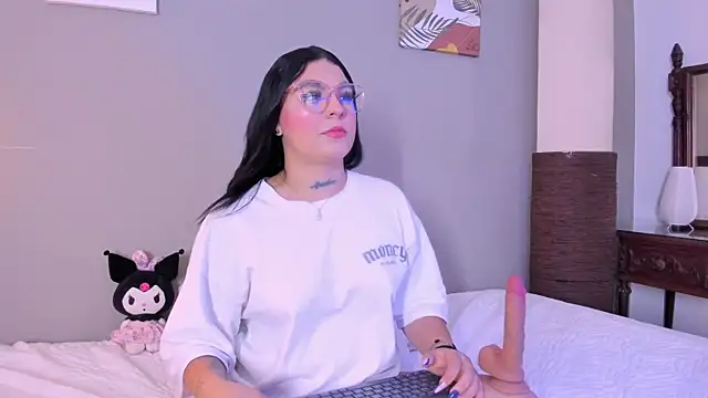 melody blossom  online show from October 8, 8:24 pm