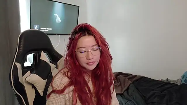 lunnaa  online show from September 9, 4:29 pm