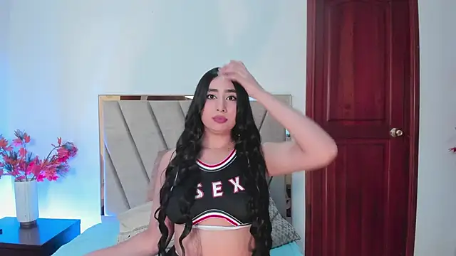 SerenaAveline online show from September 25, 10:29 pm