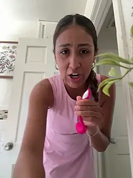 Sonnysoles online show from October 17, 6:11 pm