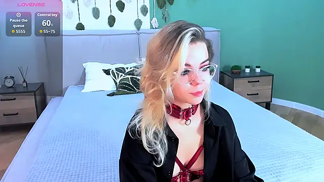 PrincessSlay online show from October 16, 5:43 am