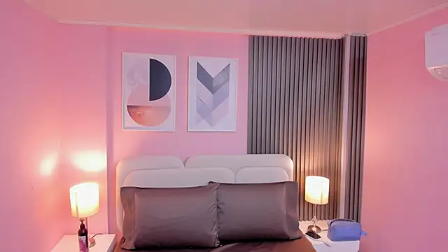 Clawdeen  wolf online show from September 24, 7:57 pm