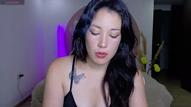 Eliih 01 online show from April 7, 2:13 am