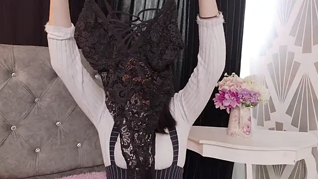 Ginevra esposito online show from September 17, 12:58 pm