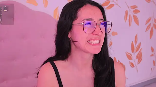 Ginevra esposito online show from February 17, 12:48 pm