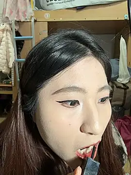 ououlovelove online show from February 1, 8:57 am