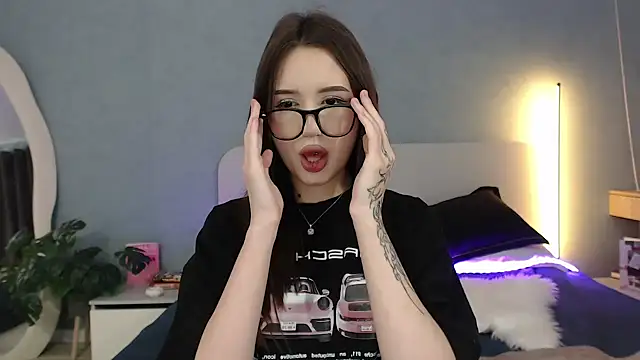 BlackEyesGirl online show from March 29, 6:34 am