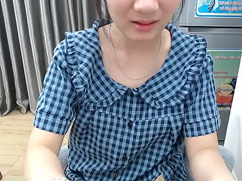 Lamoon 2k online show from June 8, 12:50 pm