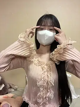 risa909 online show from May 11, 9:12 pm