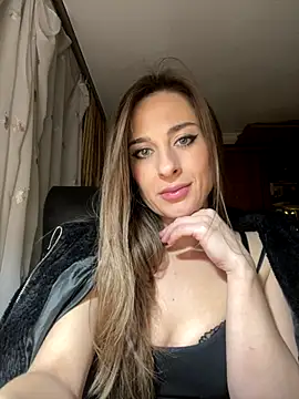 Snapshot of _shadylady_ chatting on October 7, 6:56 pm  shadylady  online show from October 7, 6:56 pm