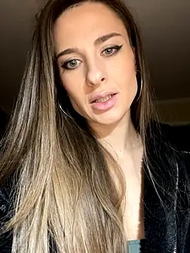 Snapshot of _shadylady_ chatting on October 12, 7:27 pm  shadylady  online show from October 12, 7:27 pm