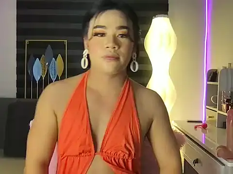 Malia Nicole online show from December 2, 4:36 am