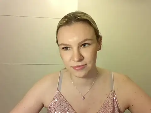 Snapshot of SadieBrilliance chatting on October 15, 6:21 pm SadieBrilliance online show from October 15, 6:21 pm