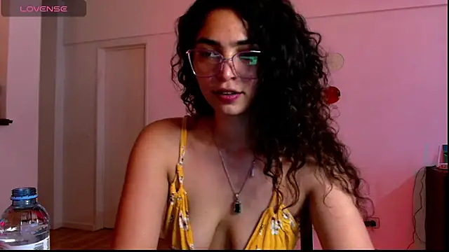 Ariagal online show from November 5, 8:14 pm