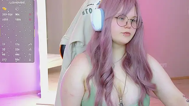 fillisfox  online show from February 2, 4:39 pm