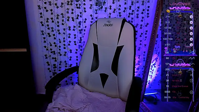 AnyaTaylor  online show from March 11, 3:11 am