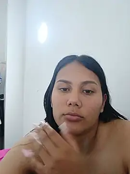 burbuja02 online show from July 3, 10:27 pm