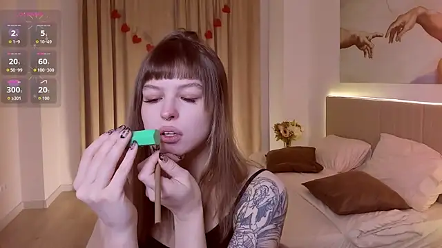 Lisa Blossom online show from March 9, 6:05 am