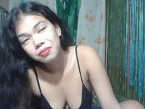 Sweetestsiner online show from January 13, 12:49 am