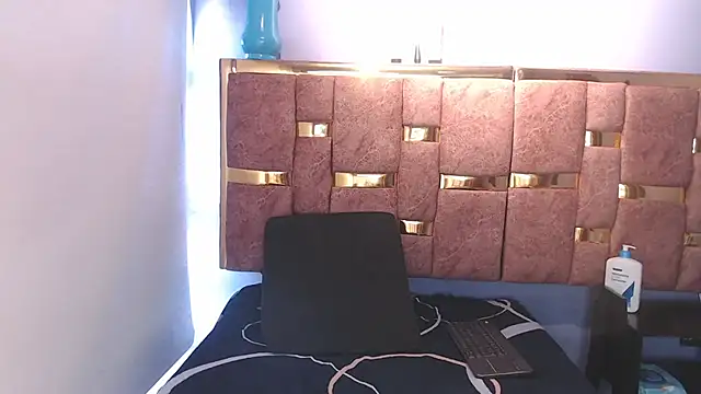 shantall 05 online show from October 18, 12:52 pm