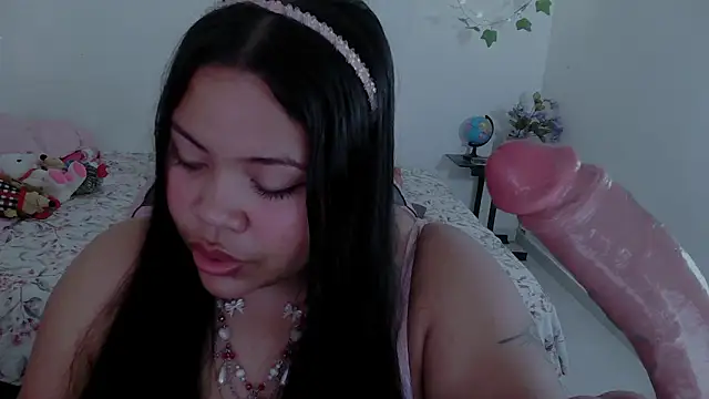 Snapshot of Juicy_elenxx chatting on October 21, 7:07 pm Juicy elenxx online show from October 21, 7:07 pm
