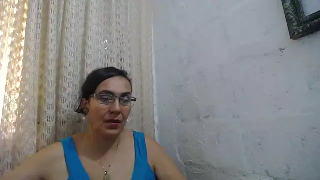 gabbyparker  online show from March 3, 4:46 pm