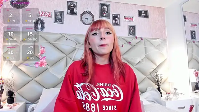 dafnne hall online show from October 18, 4:26 am