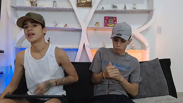 THREE GUYS HOT online show from December 5, 8:10 pm