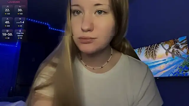 PandaFluff online show from March 28, 5:34 pm