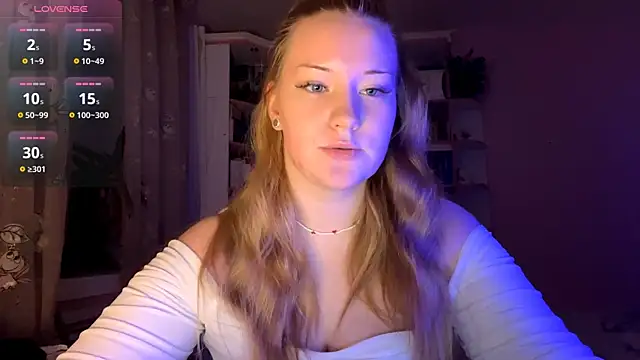 PandaFluff online show from September 16, 5:21 pm