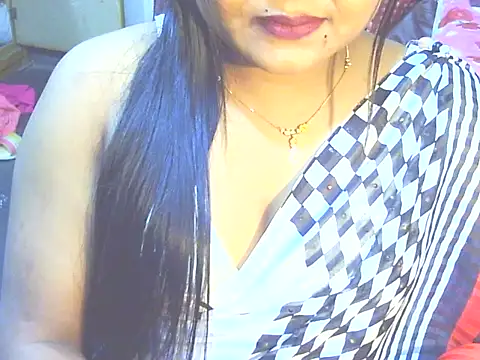 Nusrat Faria07 online show from December 14, 10:04 pm