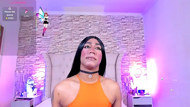 Lucia-Horny24 online show from December 3, 7:05 pm