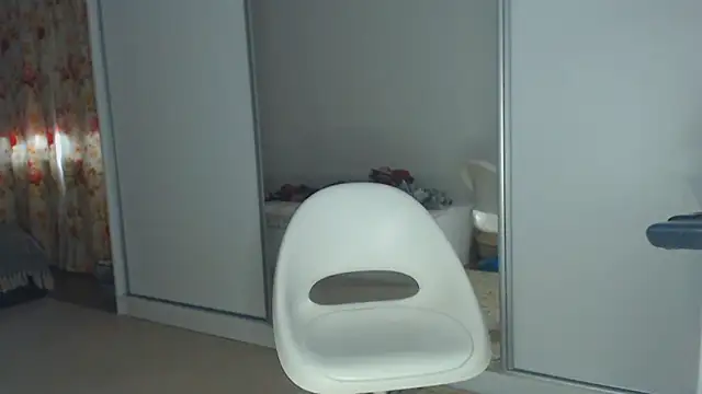 merlyn4 online show from October 3, 10:31 am