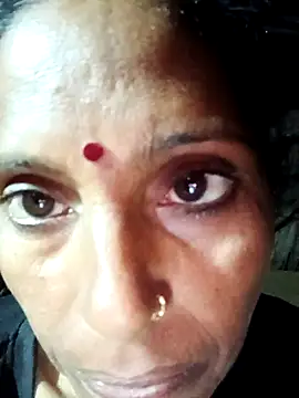 Snapshot of Suhana_pandit chatting on October 14, 11:40 pm Suhana pandit online show from October 14, 11:40 pm