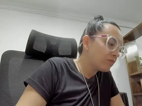 dalila macherano1 online show from October 24, 7:32 pm