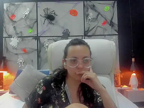 dalila macherano1 online show from November 2, 9:51 pm